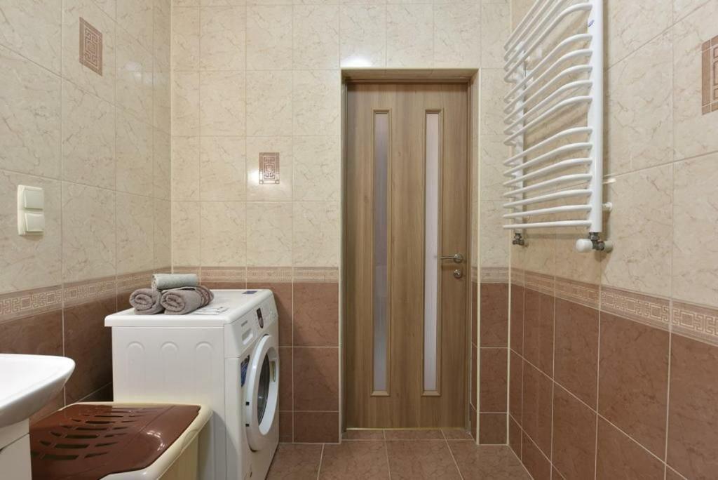 Затишна Красива Квартира-Студія В Новобудові З Балконом Černovice Exteriér fotografie